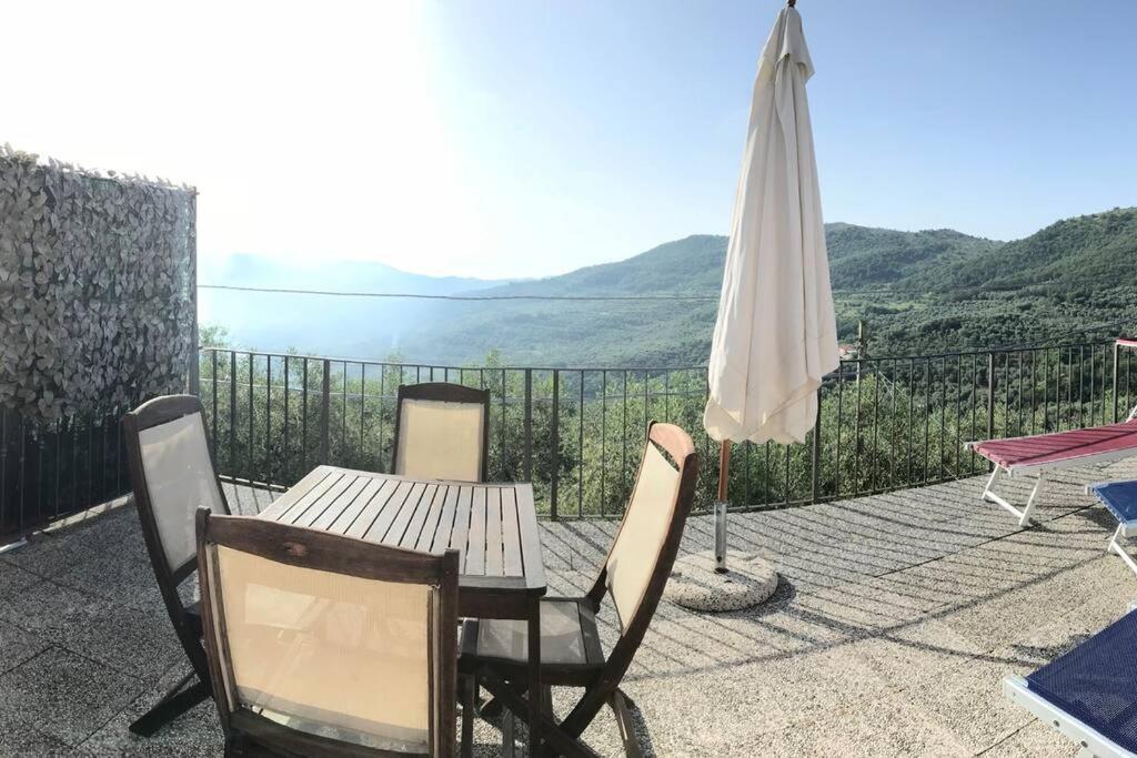 Villa Berio Due - Tuija Villa Viani ภายนอก รูปภาพ