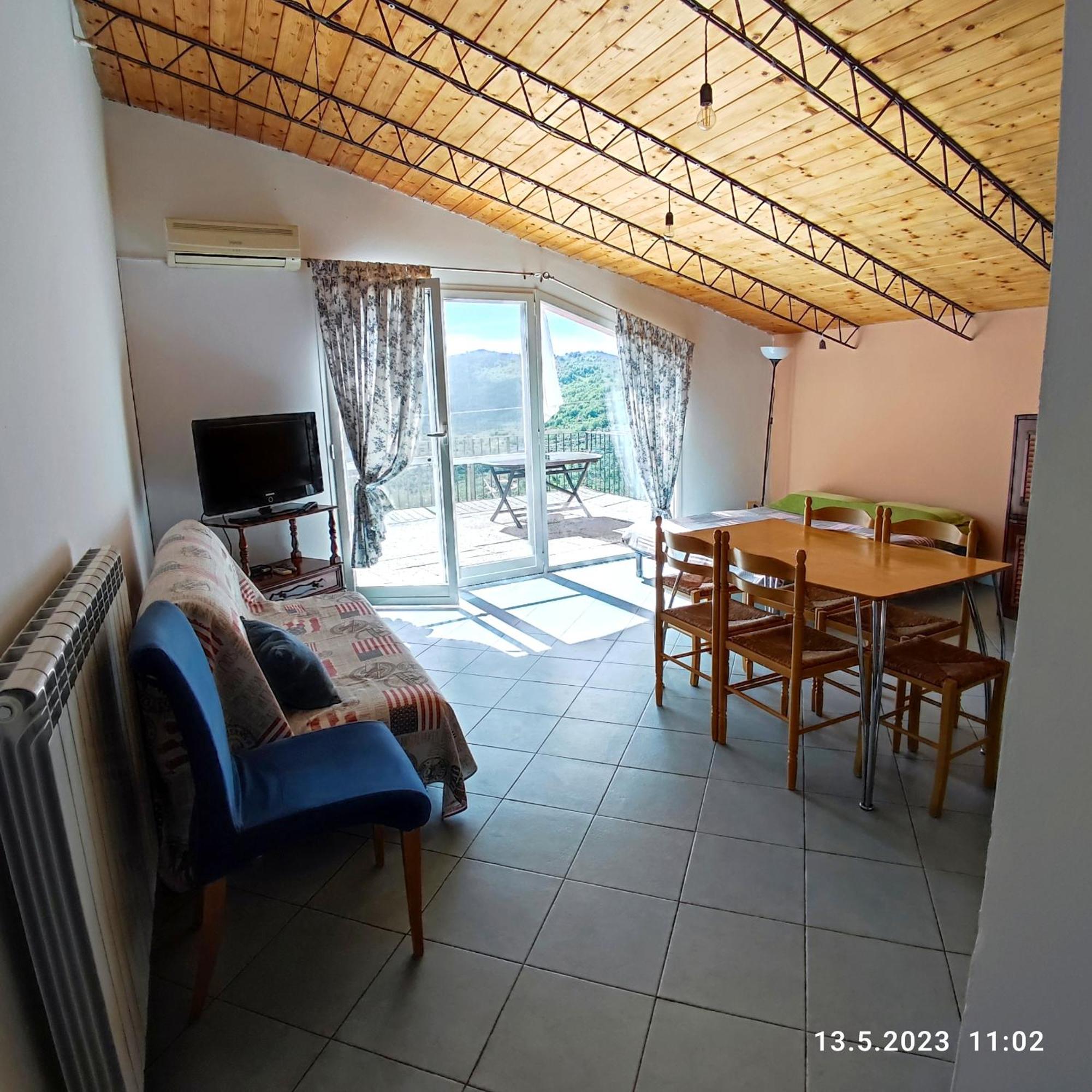 Villa Berio Due - Tuija Villa Viani ภายนอก รูปภาพ